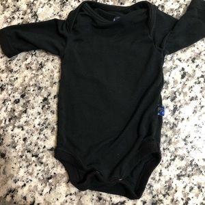 Kickee pants preemie onesie, quartered sleeves.